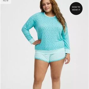 Torrid Size 1 Lightweight French Terry Pullover Lounge Shirt & Shorts Outfit